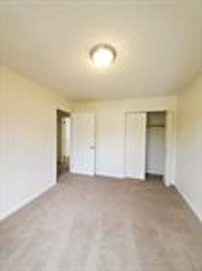 Building Photo - 2141 28th Ave Ct