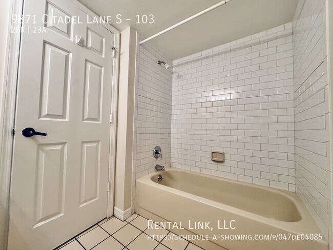 Building Photo - 9871 Citadel Ln