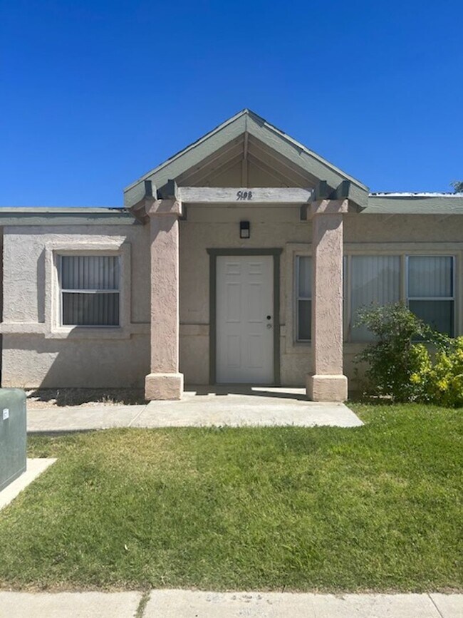 Primary Photo - The Ridge I Apartments