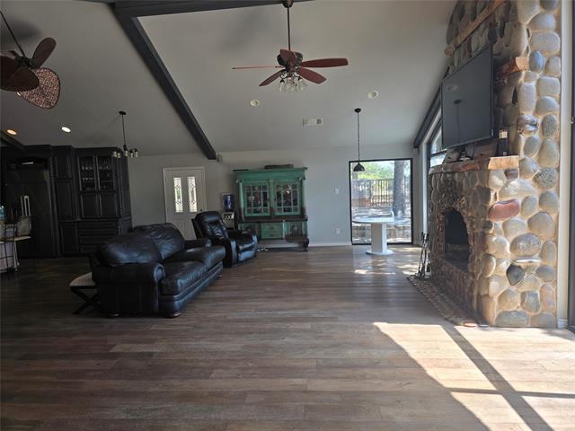 Building Photo - 437 Sugartree Dr