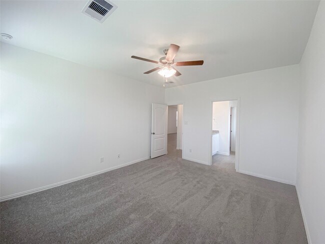 Building Photo - 8014 Chukka Dr