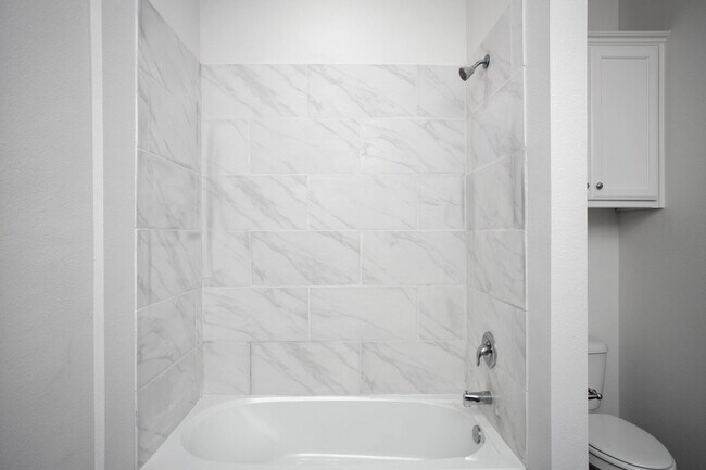 Building Photo - 5614 Gonzaga Ln