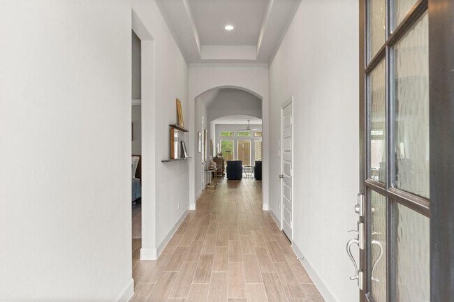 Building Photo - 27114 Sofia Forest Dr