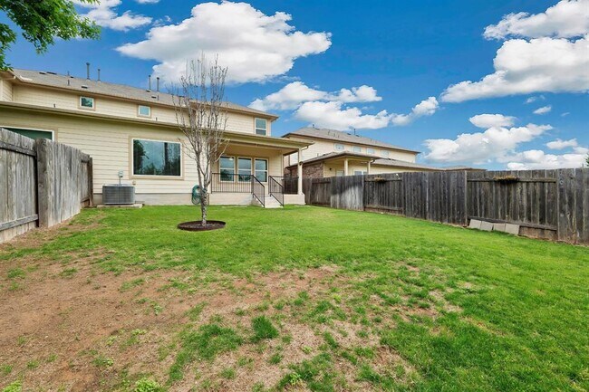 Building Photo - 1116 La Conterra Blvd