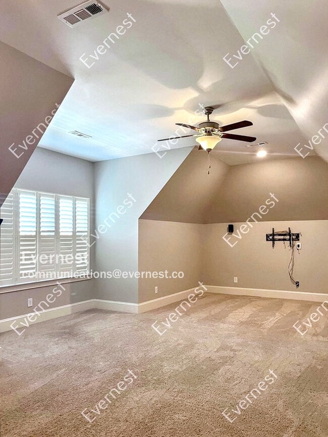 Building Photo - 2141 Sugar Mill Dr