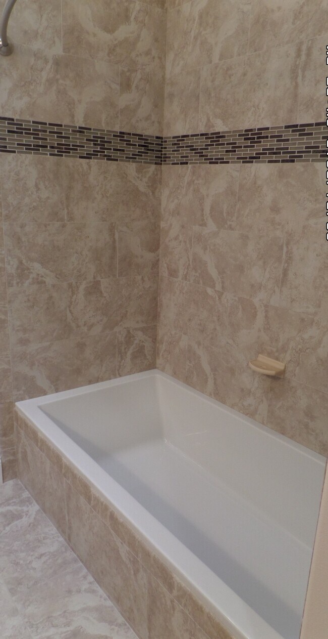 Large Soaking Tub and Shower in Master Bath - 3753 W 244th St