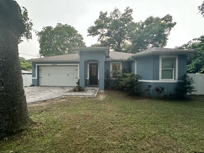 Primary Photo - 8924 N Highland Ave