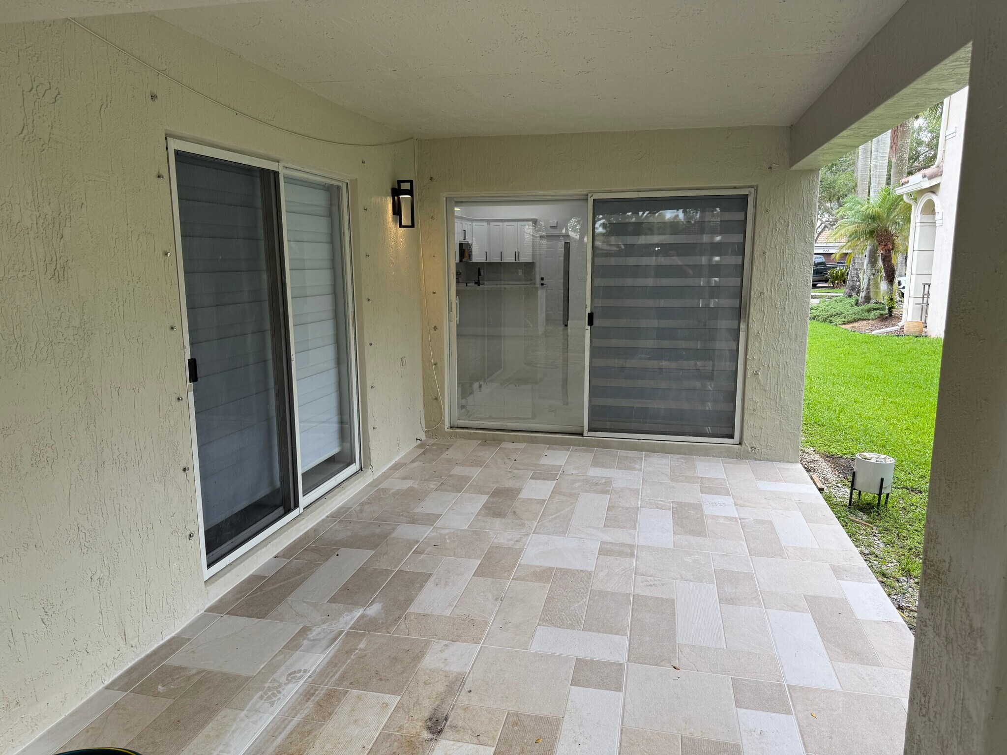 Building Photo - 1560 Canary Island Dr