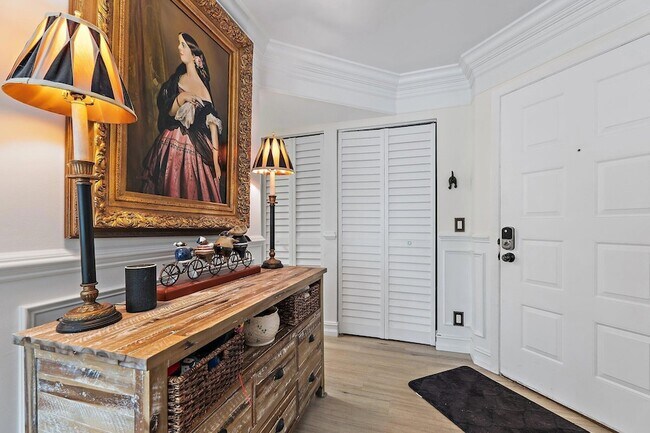 Building Photo - 1605 S US Hwy 1