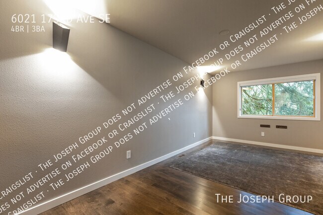 Building Photo - 6021 173rd Ave SE