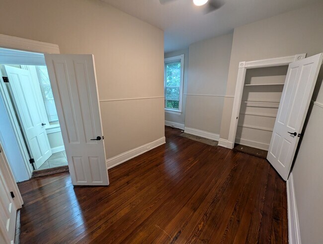 Building Photo - 225 Fosdick St