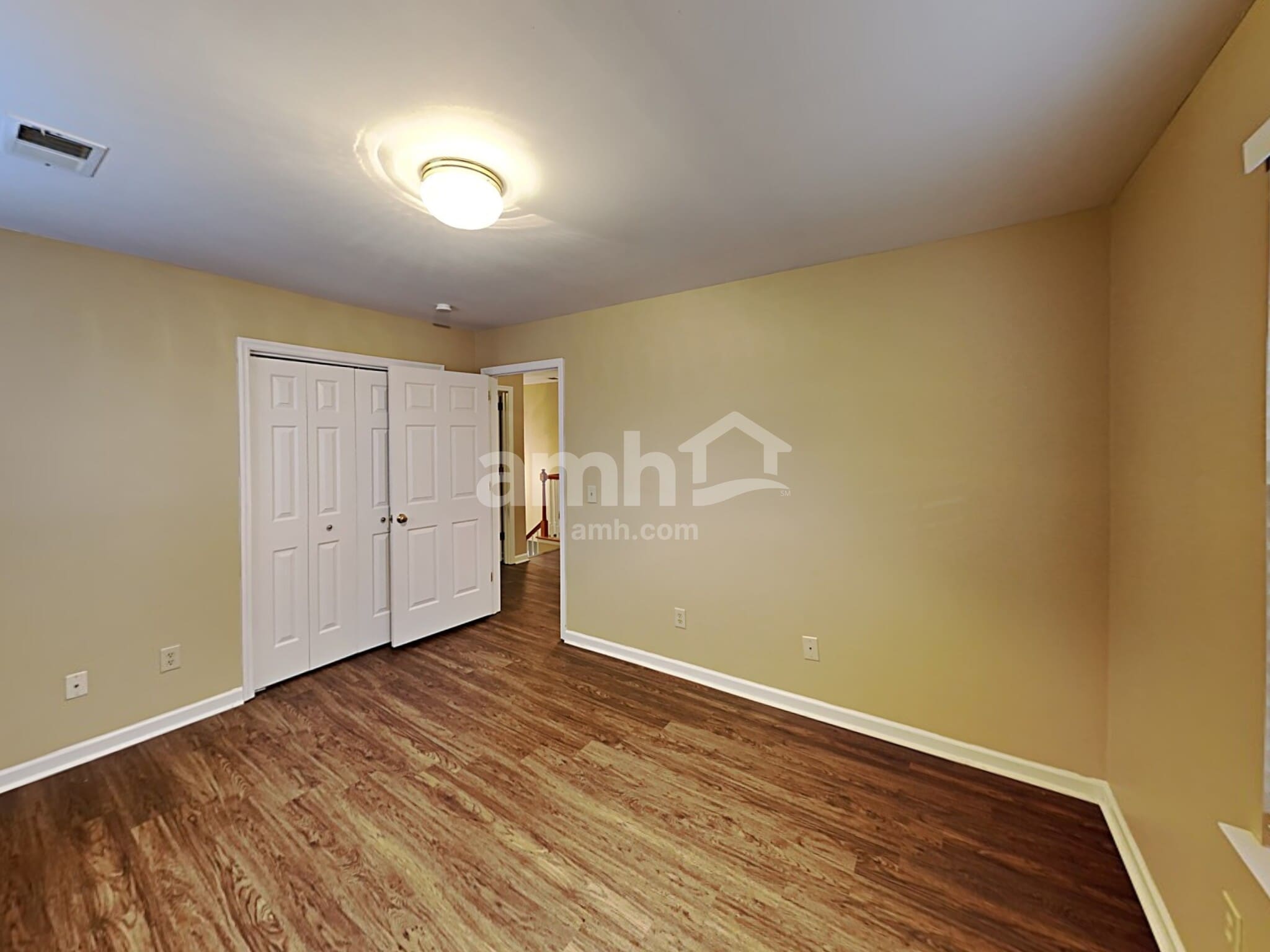 Building Photo - 1432 Brighton Cir