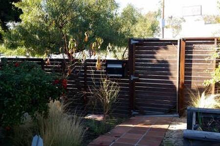 Building Photo - 2756 Locksley Pl