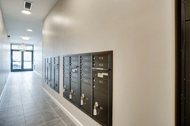 Building Photo - 2210 Wisconsin Ave NW