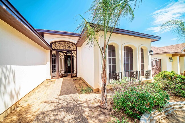 Building Photo - 2110 Lima Loop