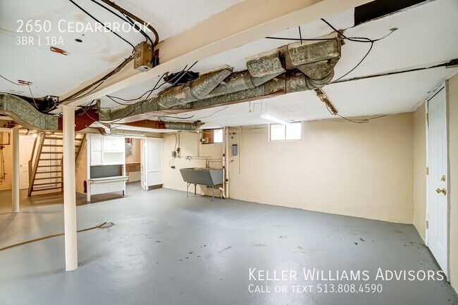 Building Photo - 2650 Cedarbrook-