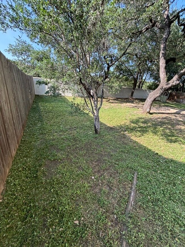 Building Photo - 21010 Wild Springs Dr