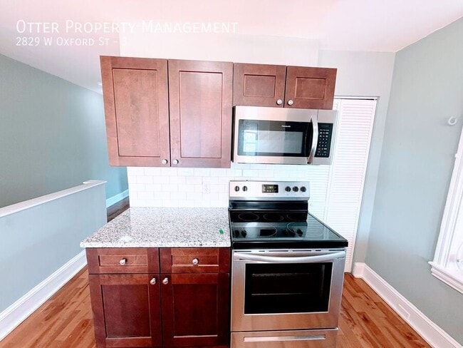 Building Photo - 2829 W Oxford St