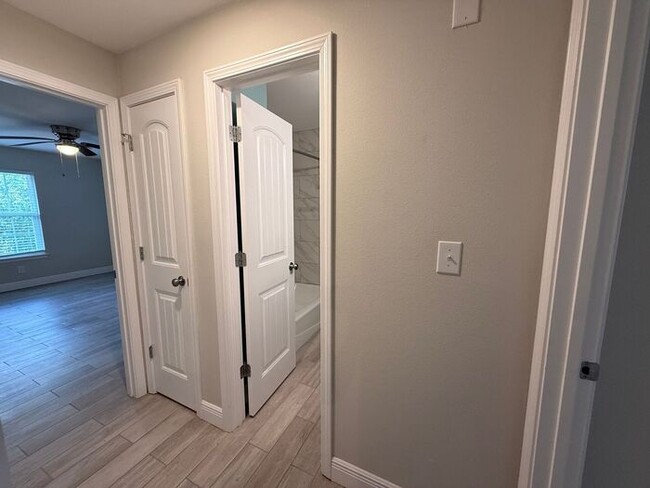Building Photo - Gulf Breeze - Santa Rosa Shores - 2 bedroom, 1 bathroom