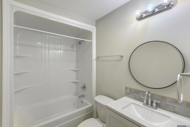 Building Photo - 536 S Flannery Rd