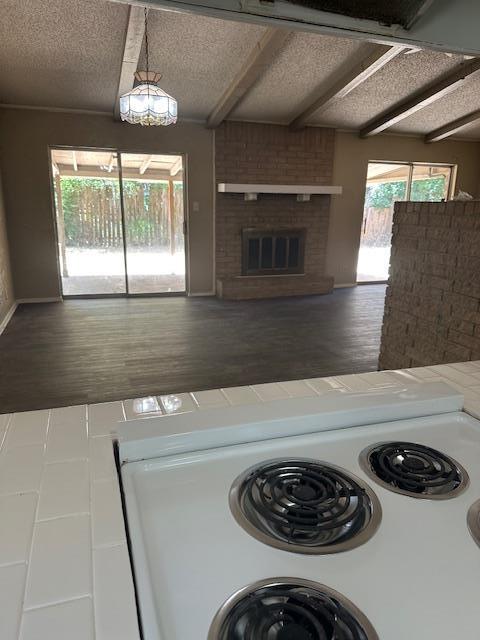 Building Photo - 1001 Ridgeline Dr