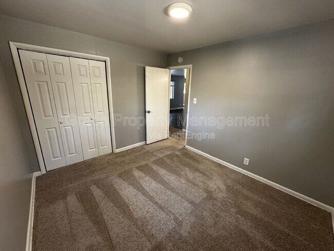 Building Photo - 9295 Ciancio St