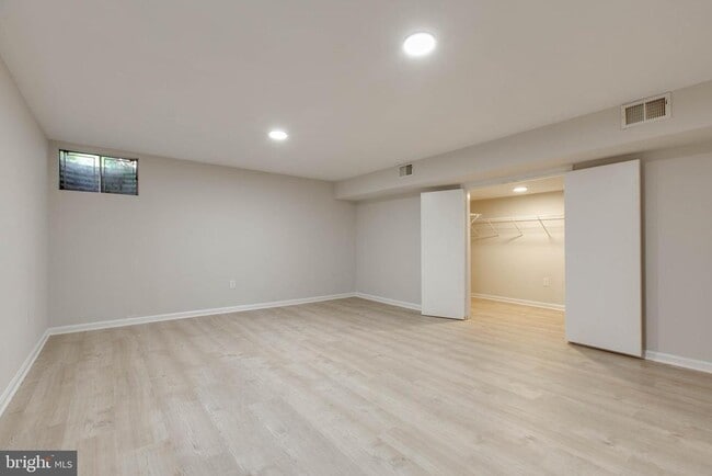 Building Photo - 1316 Pleasant Meadow Rd