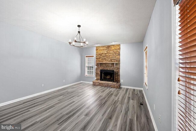 Building Photo - 35184 Pheasant Ridge Rd