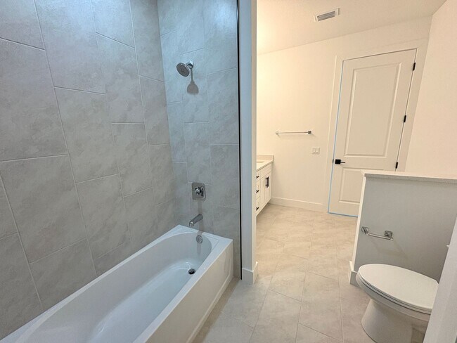 Building Photo - Brand New Construction Pool Home - 3 Beds + Den, 2 Baths, 3 Car Garage