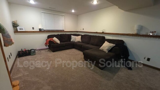 Building Photo - 1400 S 3rd St