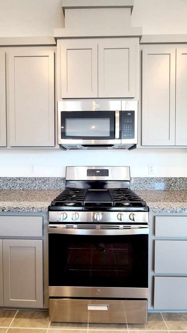 Building Photo - Beautiful Brand New Construction / Single ...