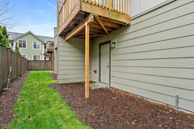 Building Photo - 12909 20th Dr W
