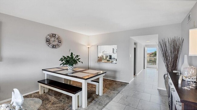 Building Photo - 8625 Midnight Pass Rd