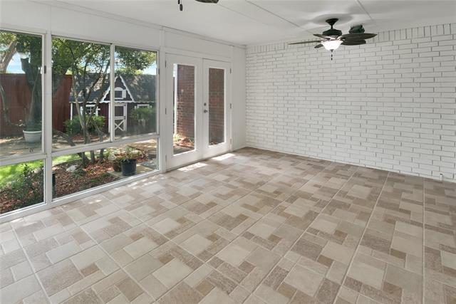 Building Photo - 18528 Vista Del Sol