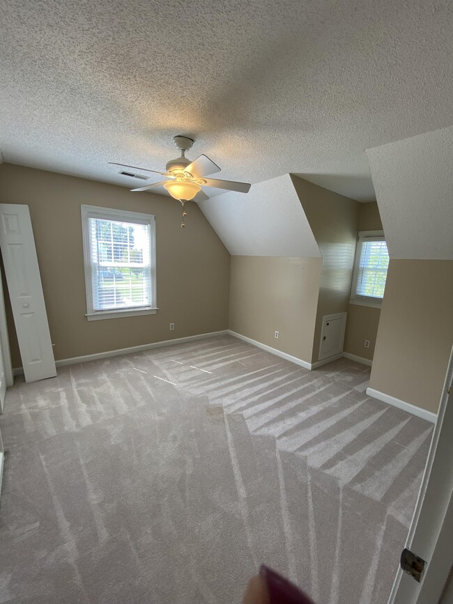 Building Photo - 4251 Frog Level Rd