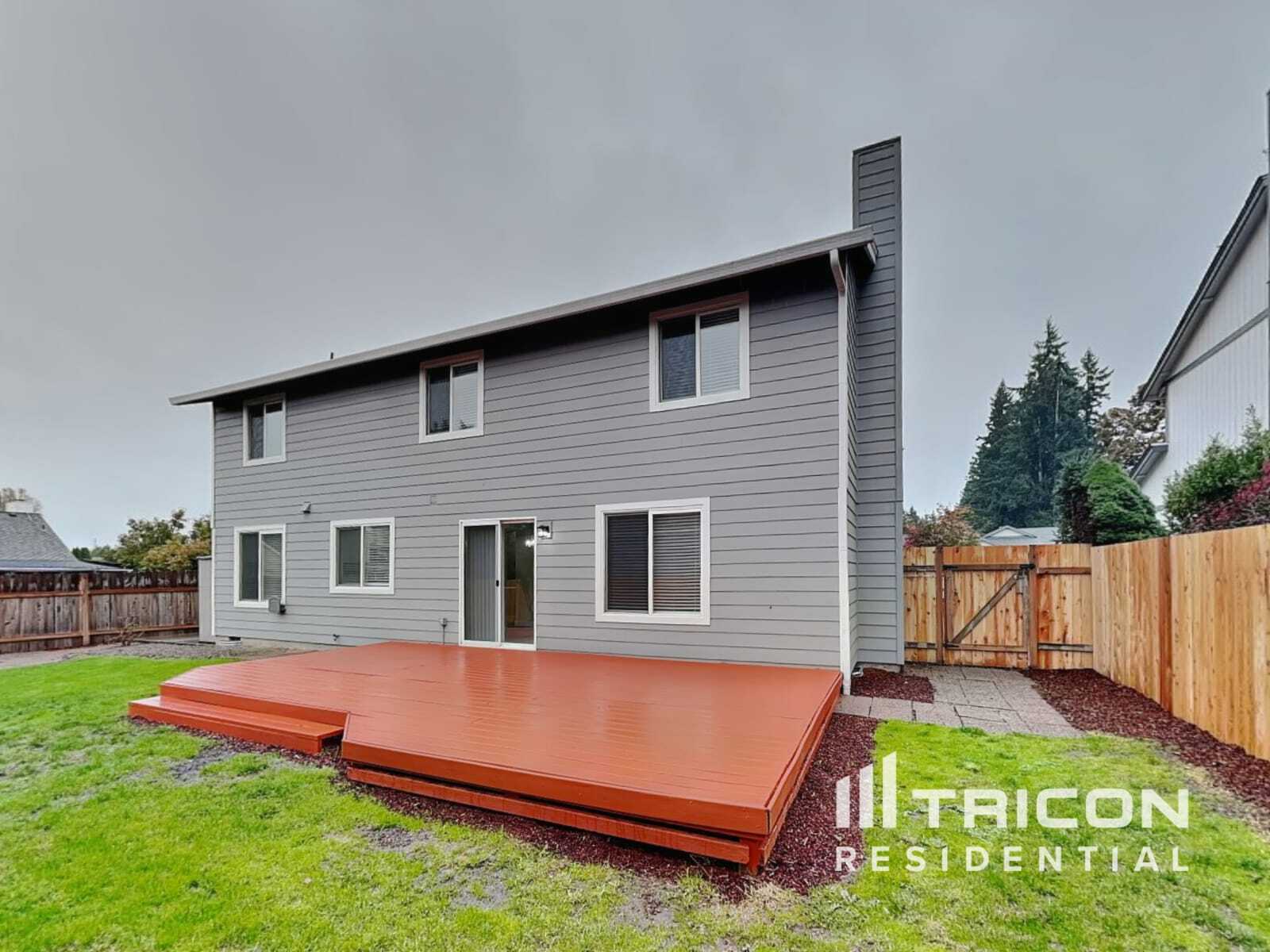 Building Photo - 15714 NE 42nd St