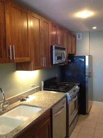 Building Photo - 20 Newport Pkwy