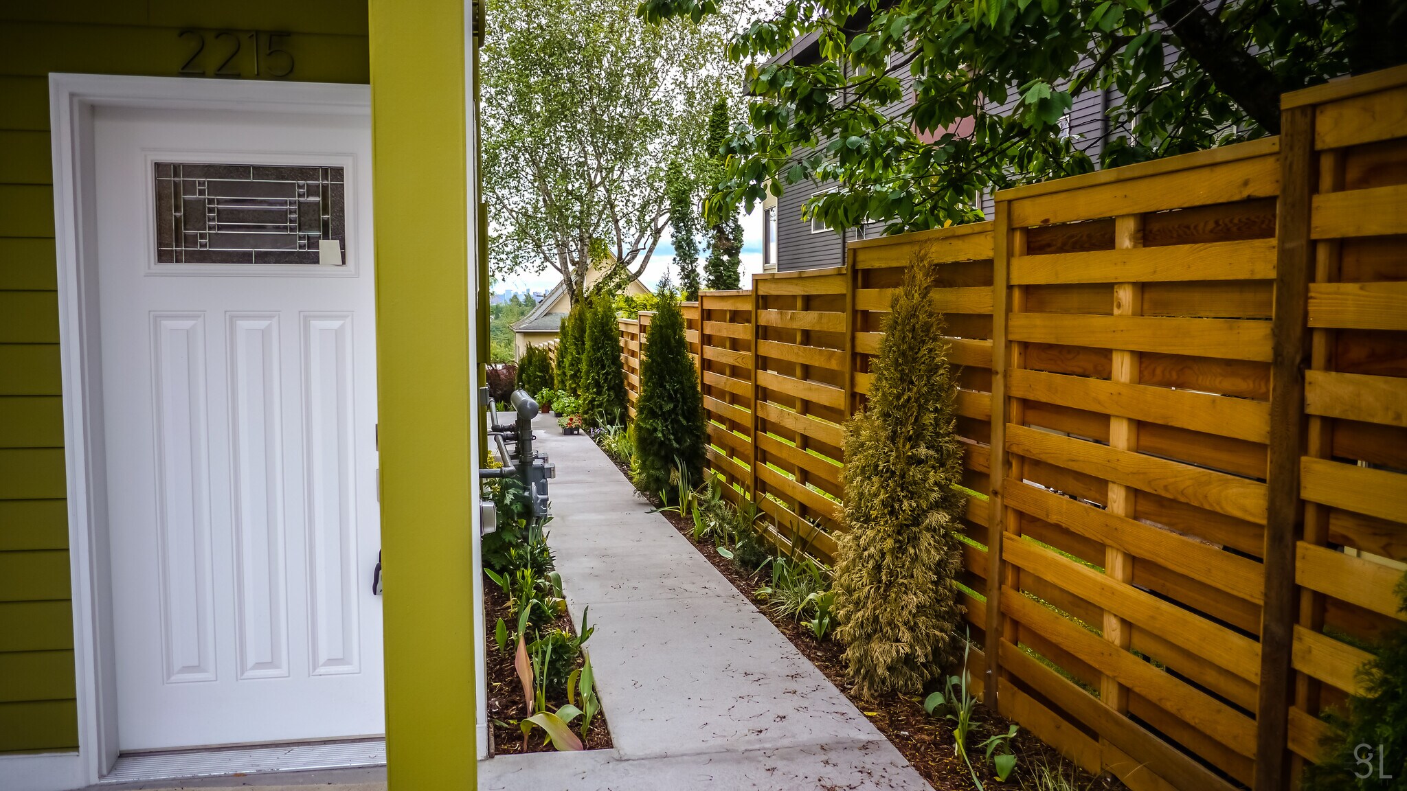 Building Photo - 2215 E John St