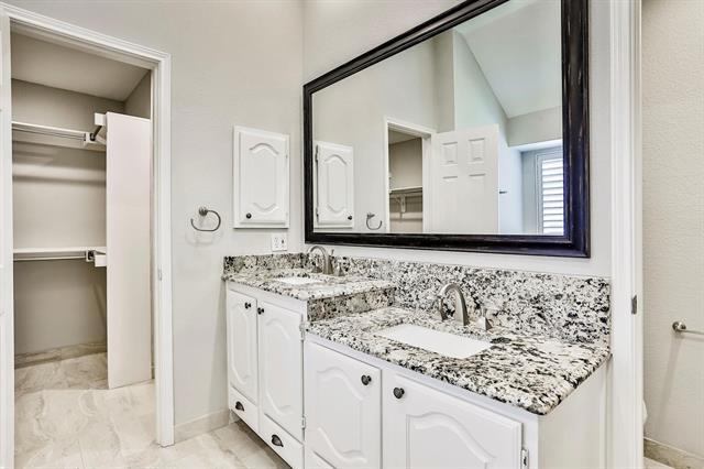 Building Photo - 4801 Baton Rouge Blvd