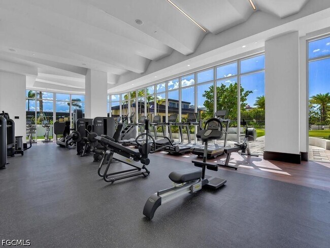 Building Photo - 4810 Pelican Colony Blvd