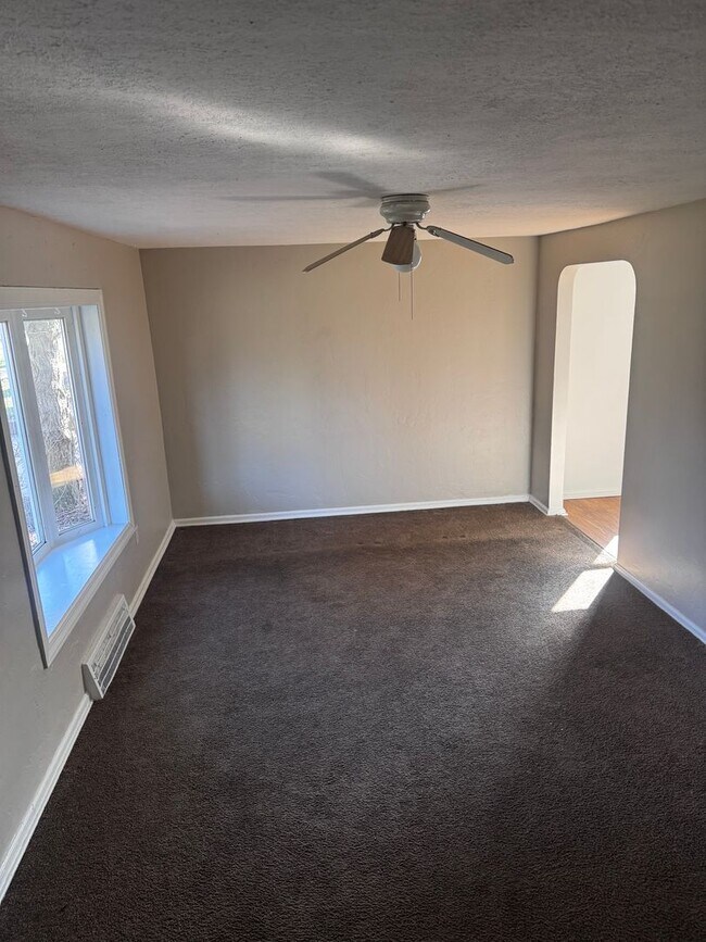 Building Photo - 20170 Priday Ave