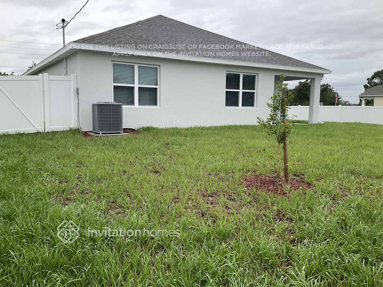 Building Photo - 1601 Wyoming Dr SE