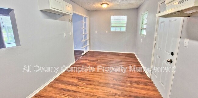 Building Photo - 9348 Culpeper Ave