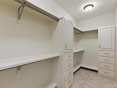 Building Photo - 2709 Cardinal Ave