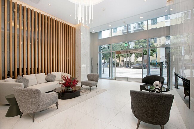 Building Photo - Little Italy Fully Furnished 1 Bedroom! Av...