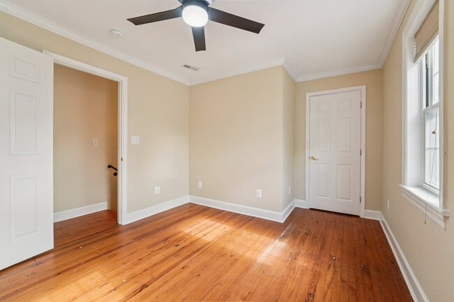 Building Photo - 730 S Wolfe St