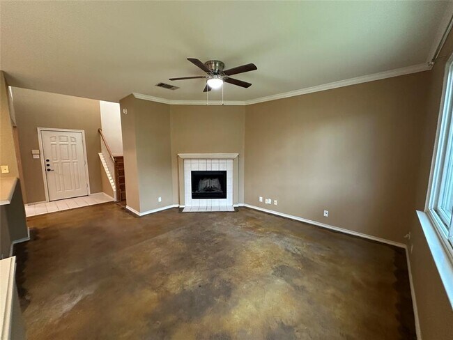 Building Photo - 1603 Azalea Dr