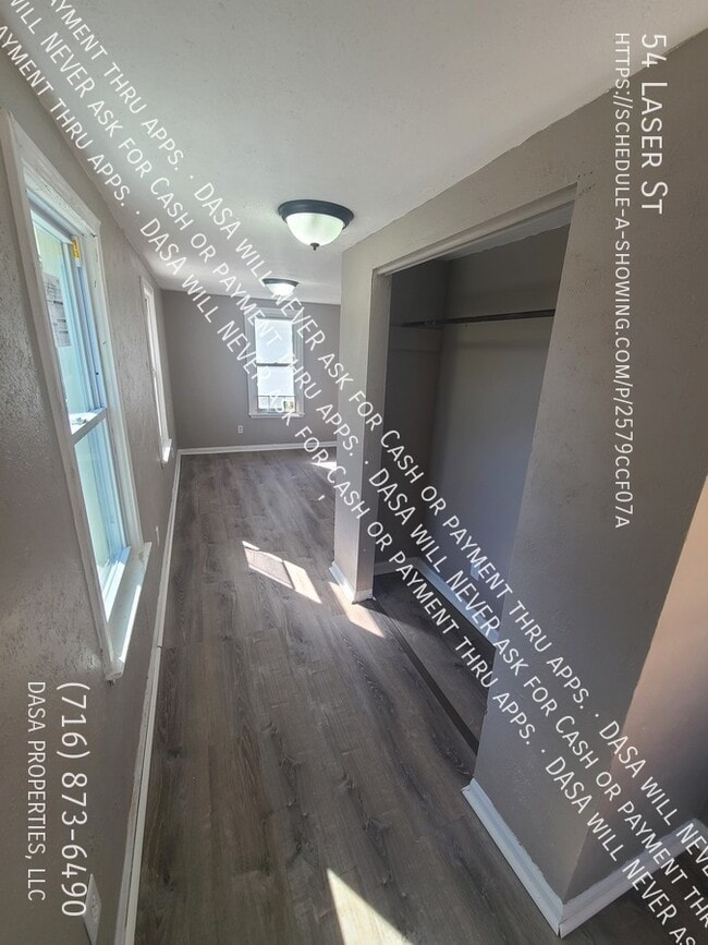 Building Photo - 54 Laser St