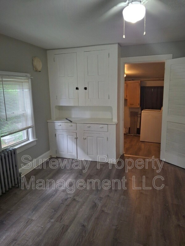Building Photo - 25 E Camden Ave