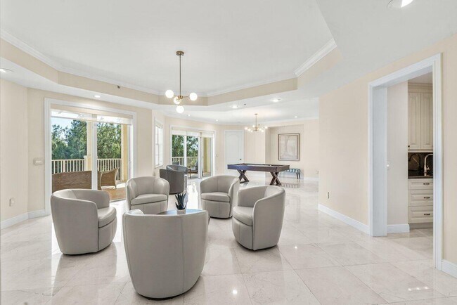 Building Photo - 3000 N Hwy A1A